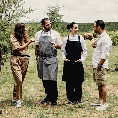 Δυο Έλληνες σεφ σε ένα σαφάρι lodge της Ν. Αφρικής