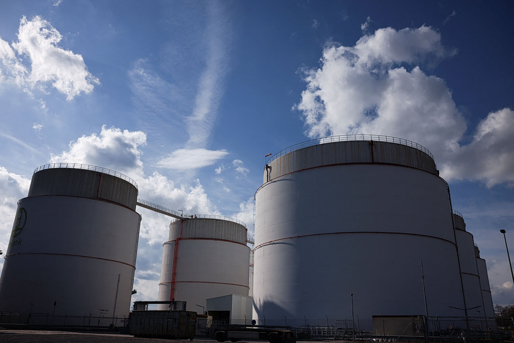 Fitch: Με το πετρέλαιο στα 100 δολάρια, θα χτυπηθεί το παγκόσμιο ΑΕΠ κατά 0,4%