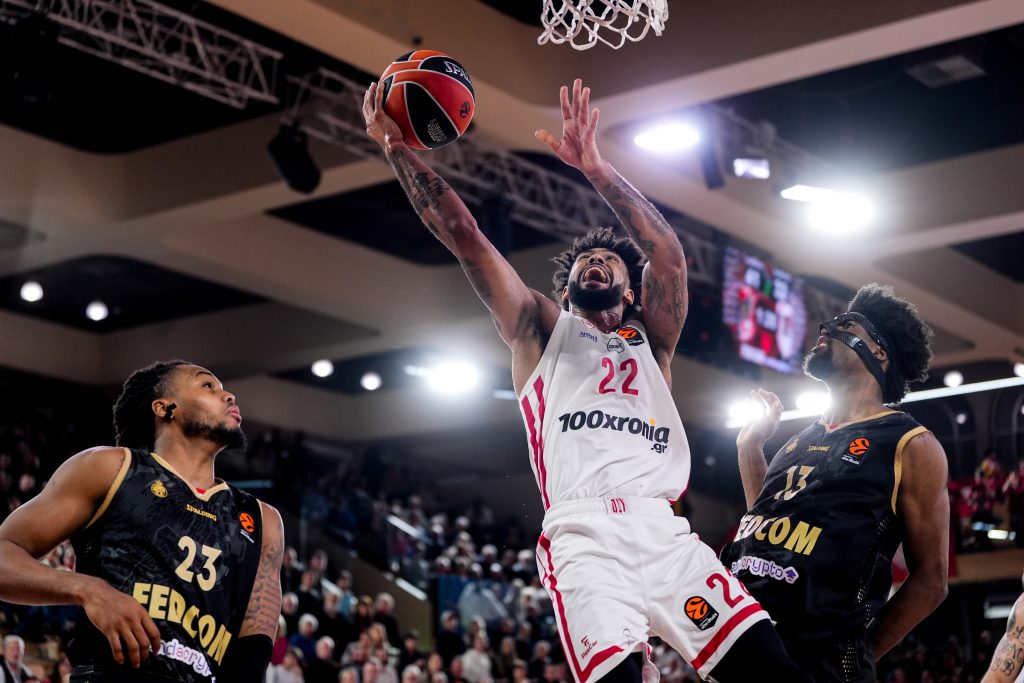 Μονακό – Ολυμπιακός 81-80: Ο Στραζέλ πλήγωσε τους ερυθρόλευκους στο φινάλε