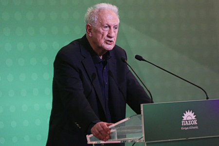 Σκανδαλίδης: Δε βοήθησε η δήλωση της Άννας – Απαξιωτικές για τη διεύρυνση οι δηλώσεις Δούκα