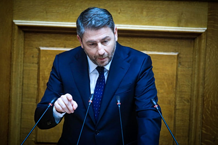 Chevron: Γιατί διαφωνεί το ΠαΣοΚ με τη ρήτρα του άρθρου 30 του νομοσχεδίου