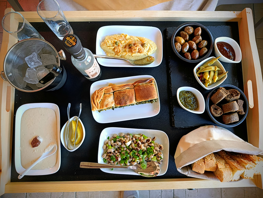 Στις Τζιτζιφιές θα δοκιμάσεις τα πιο δυσεύρετα προϊόντα από όλη την Ελλάδα