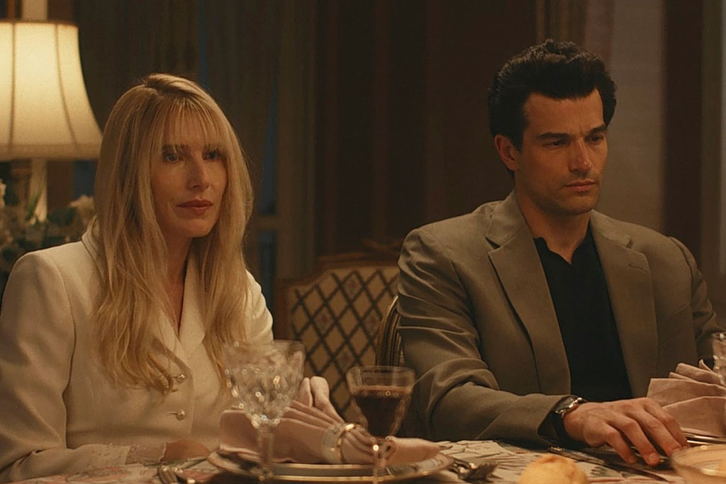 Love Story vs. Daryl Hannah: Ποιος έχει δίκιο στην κόντρα για τη νέα επιτυχία του Netflix