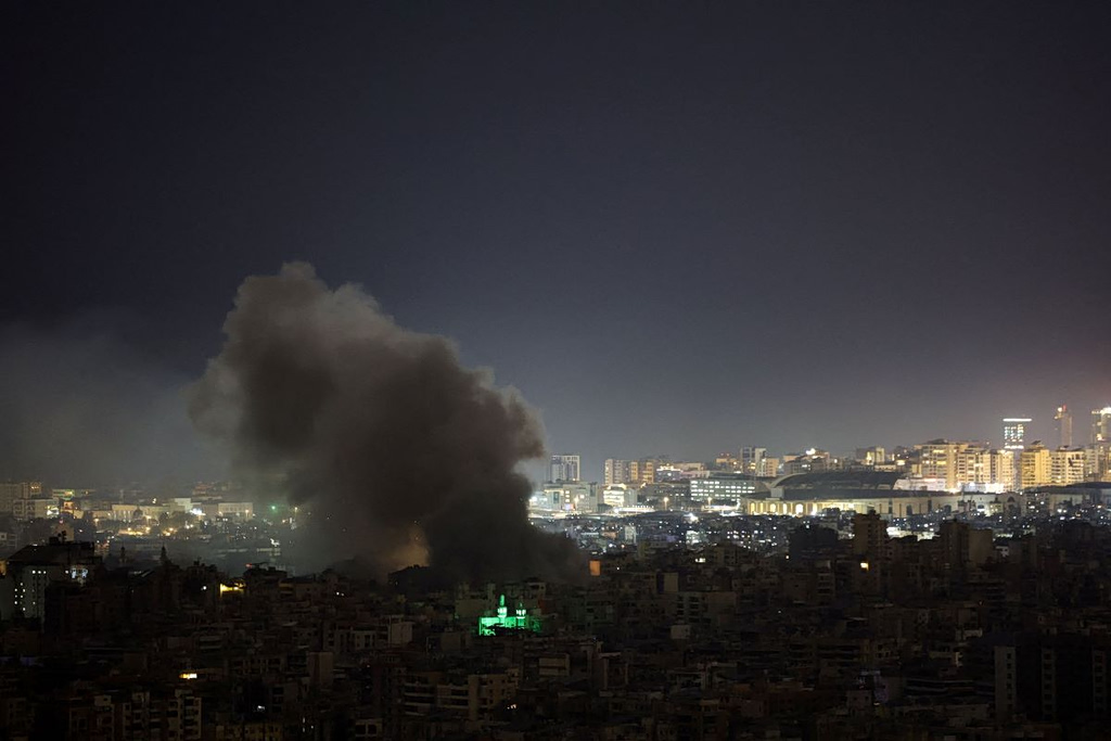 Πόλεμος στο Ιράν: Τι χτύπησαν οι ΗΠΑ στο νησί Χαργκ – Η Τεχεράνη στοχεύει λιμάνια και εγκαταστάσεις πετρελαίου – Συνεχής ενημέρωση