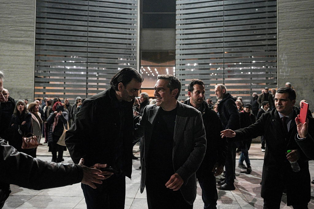 Ο ΣΥΡΙΖΑ χάνει στελέχη – Ποιοι χτυπούν την πόρτα του Τσίπρα