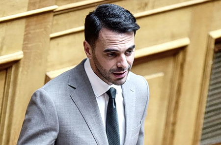 Χριστοδουλάκης: Διαψεύδει τις φήμες για κοινό μέτωπο με Δούκα – «Ο εχθρός είναι εκτός των τειχών του ΠαΣοΚ»