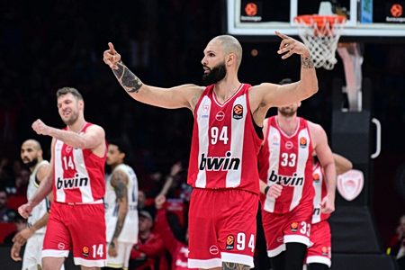 Ολυμπιακός – Φενέρμπαχτσε 104-87: Με φοβερή εμφάνιση ο Θρύλος διέλυσε την Φενέρ
