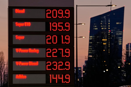 Ιράν: Με τις σχέσεις με τις ΗΠΑ στο ναδίρ, οι «27» καλούνται να πάρουν κρίσιμες αποφάσεις