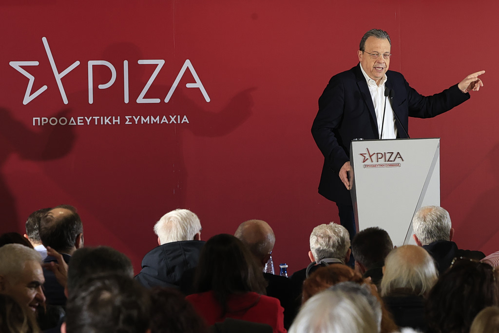 Φάμελλος στην ΚΕ του ΣΥΡΙΖΑ: «Καθεστώς διαφθοράς και σκανδάλων» – Τι είπε για το ΠαΣοΚ