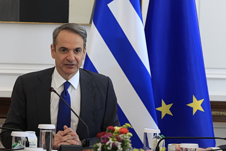 Νέα μέτρα οικονομικής στήριξης ανακοινώνει ο Μητσοτάκης στις 10:30