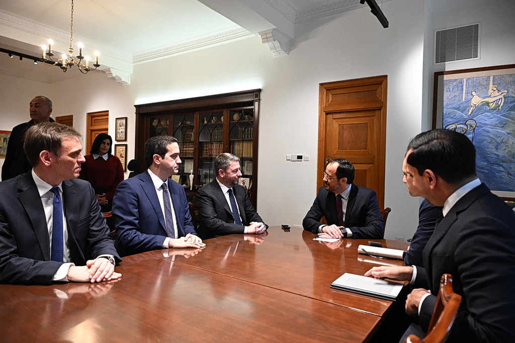 Κοινό μέτωπο Χριστοδουλίδη – Ανδρουλάκη για την Κύπρο: «Για πρώτη φορά αλληλεγγύη στην πράξη»