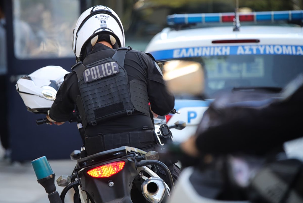 Θεσσαλονίκη: Παρίσταναν τους λογιστές και εξαπατούσαν ηλικιωμένους