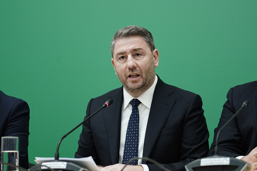 ​ ΠαΣοΚ: Ασκήσεις ισορροπίας στην Πολιτική Γραμματεία