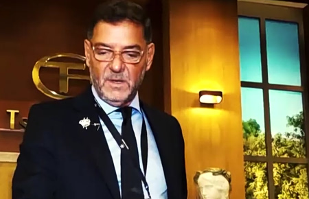 Γιώργος Τσαγκαράκης: Πέφτουν βροχή οι καταγγελίες – Ποιος του έδωσε το Ευαγγέλιο του 1745