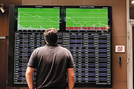 «Σαν να μη συμβαίνει τίποτα;»