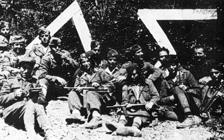 Εμφύλιος Πόλεμος : Πότε και πού ξεκίνησε; Η τρομοκρατία, η αυτοάμυνα, το σχέδιο «Χάλυψ»