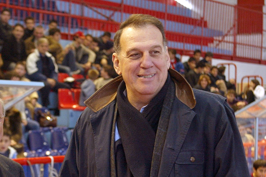 Πέθανε ο Βασίλης Γκούμας, πένθος στο ελληνικό μπάσκετ