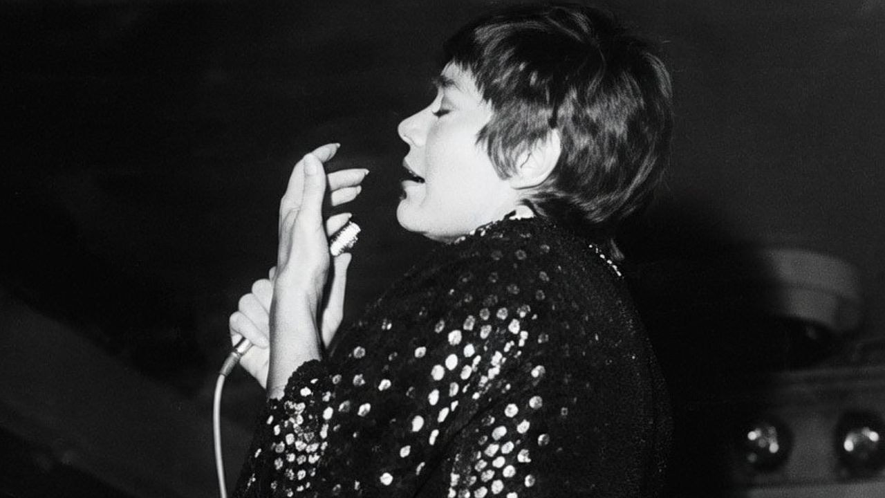 Φρανκ Σινάτρα – Μαρινέλλα: Η σπάνια συνάντηση στην Αθήνα το 1971 και το αποθεωτικό σχόλιο