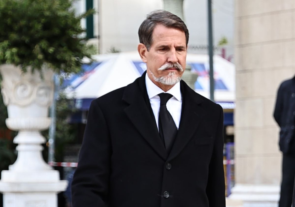 Πού το πάει ο Παύλος;