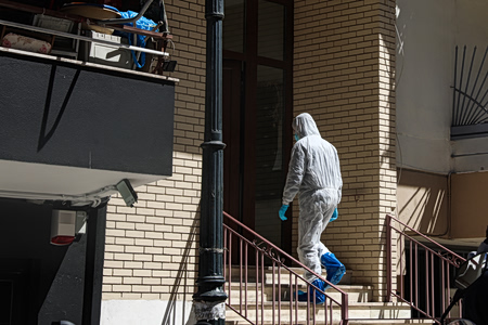 Ζωγράφου: Χωρίς εμφανή αιτία ο θάνατος μητέρας και κόρης – Νεκρές εδώ και τουλάχιστον δύο μήνες