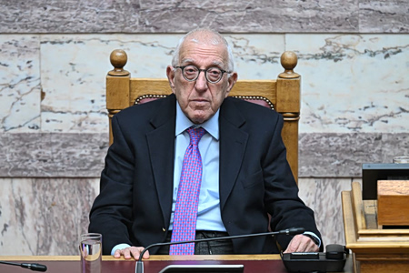 «Χάλασε ο κόσμος για 40 ημέρες;» – Τι απαντά ο Κακλαμάνης στο ΠαΣοΚ για την προ ημερησίας