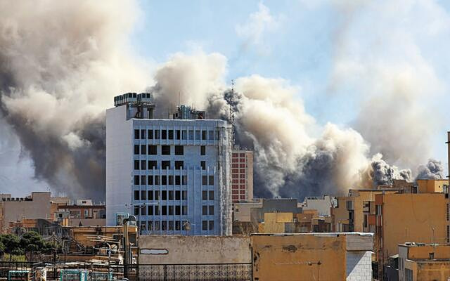 5 το πρωί: Τα 15 σημεία Τραμπ για ειρήνη – Ντίλιαν «καρφώνει» Μαξίμου – Τέλος εποχής για Χαρίτση