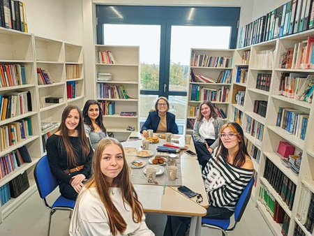 Βασιλεία Τριάρχη-Χέρμαν: «Τα ελληνικά σχολεία της Βαυαρίας έχουν προσφέρει πολλά στον ελληνισμό»