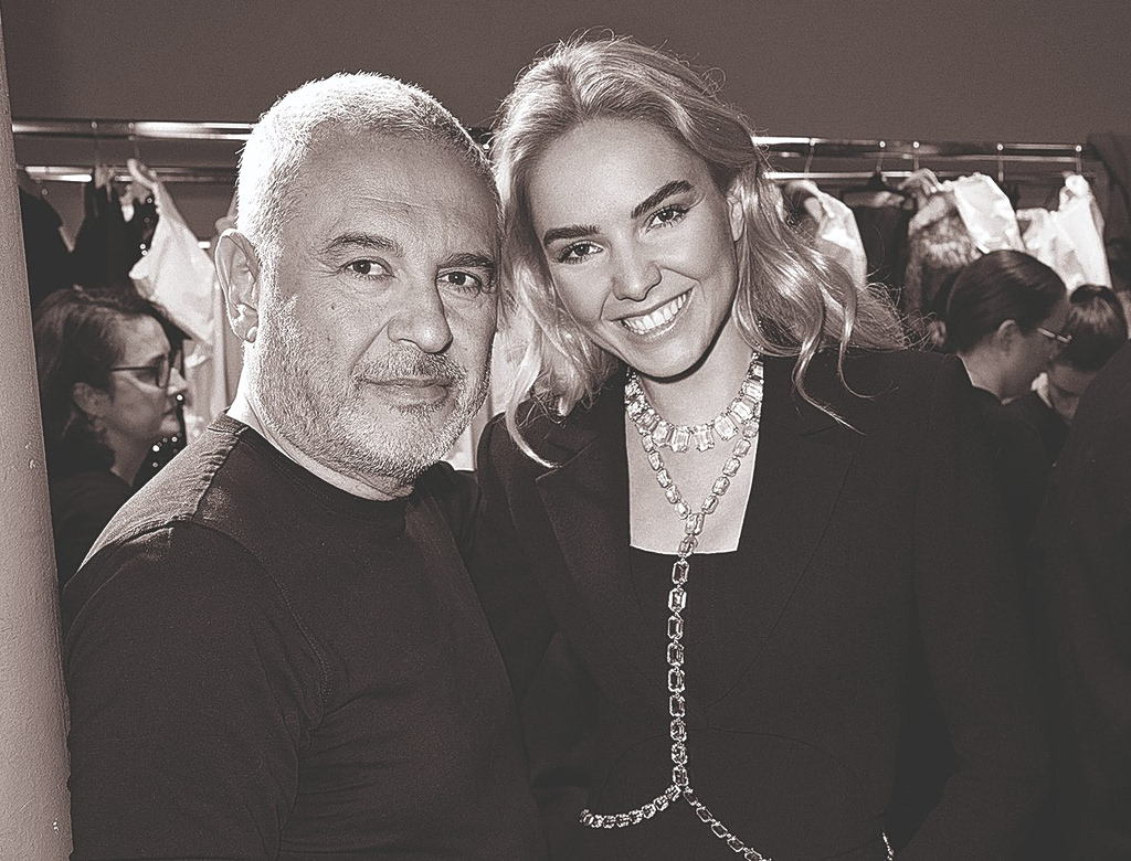 Marina Raphael: «Σε έναν κόσμο γεμάτο fast fashion, η εγκράτεια είναι αυτή που δημιουργεί αξία»