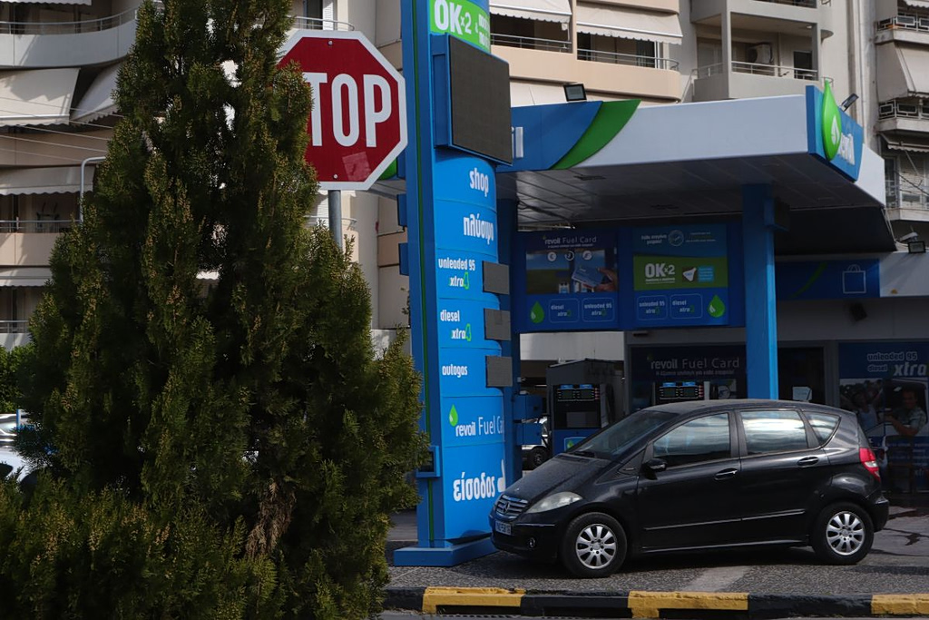 Fuel Pass: Στις 6 Απριλίου ανοίγει η πλατφόρμα – Τα ποσά που θα δοθούν