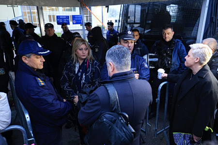 Συνεχίζεται τη Μεγάλη Δευτέρα η δίκη για τα Τέμπη