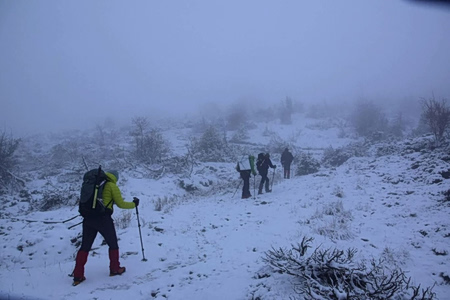 Βαρδούσια Ορη: Πλακέτα τιμής στους ορειβάτες που πέθαναν τα Χριστουγέννα στη χιονοστιβάδα