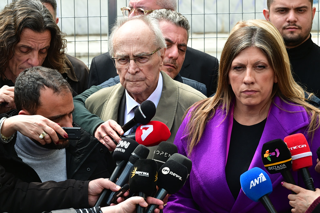 Μετωπική σύγκρουση ΕΔΕ – Κωνσταντόπουλου: «Παραλήρημα ενός πρώην πολιτικού που έγινε πρόεδρος ομάδας»