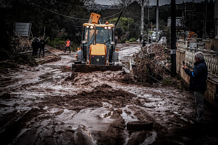 Κακοκαιρία Erminio: Στο «πορτοκαλί» η χώρα – Πού θα χτυπήσουν τα έντονα φαινόμενα τις επόμενες ώρες