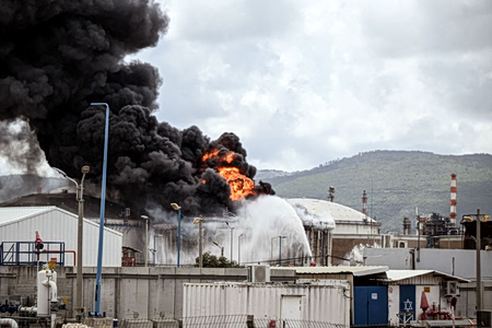 Συνεχίζεται το ράλι στο πετρέλαιο μετά το διάγγελμα Τραμπ – Πτώση στα χρηματιστήρια