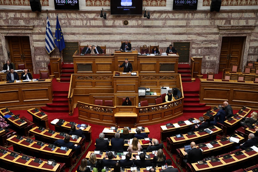 Σε ρυθμούς ΟΠΕΚΕΠΕ η Βουλή