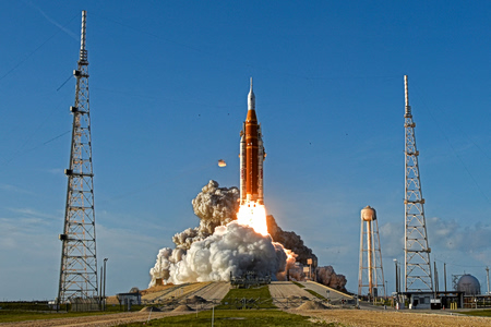 Η τουαλέτα λειτουργεί ξανά: Η πρώτη μέρα των αστροναυτών του «Artemis II» στο διάστημα