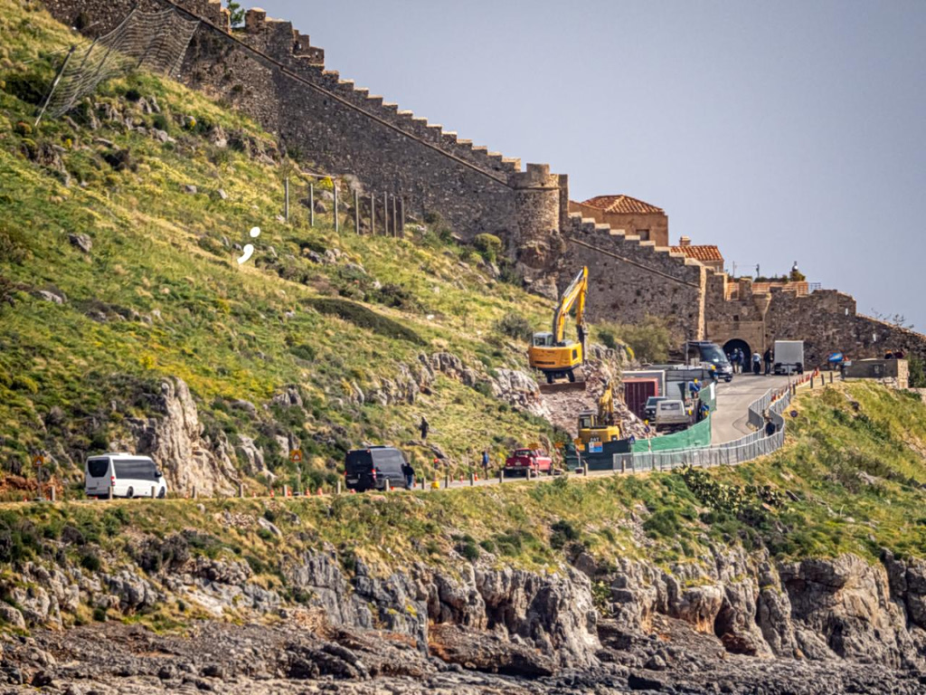 Μονεμβασία: Το τελεφερίκ κατασκευάζεται, η άδεια αναζητείται