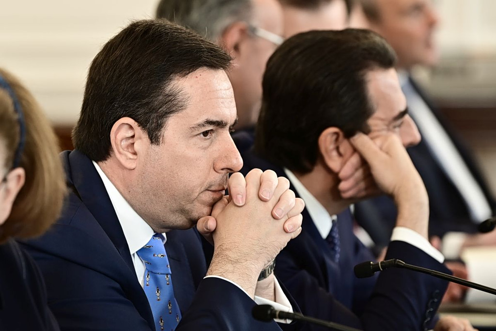 Στην κυβέρνηση Σχοινάς, Λαζαρίδης, Τουρνάς - Παραιτήσεις Σκρέκα, Μηταράκη