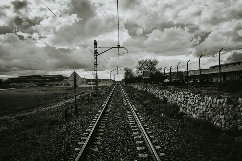 Χαμένοι στις ράγες των τρένων