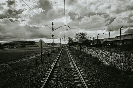 Χαμένοι στις ράγες των τρένων