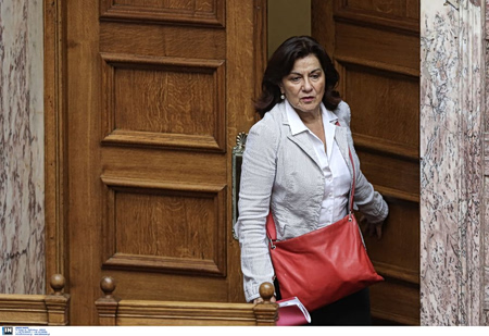 Πέθανε ο γιος της Θεανώς Φωτίου σε ηλικία 48 ετών