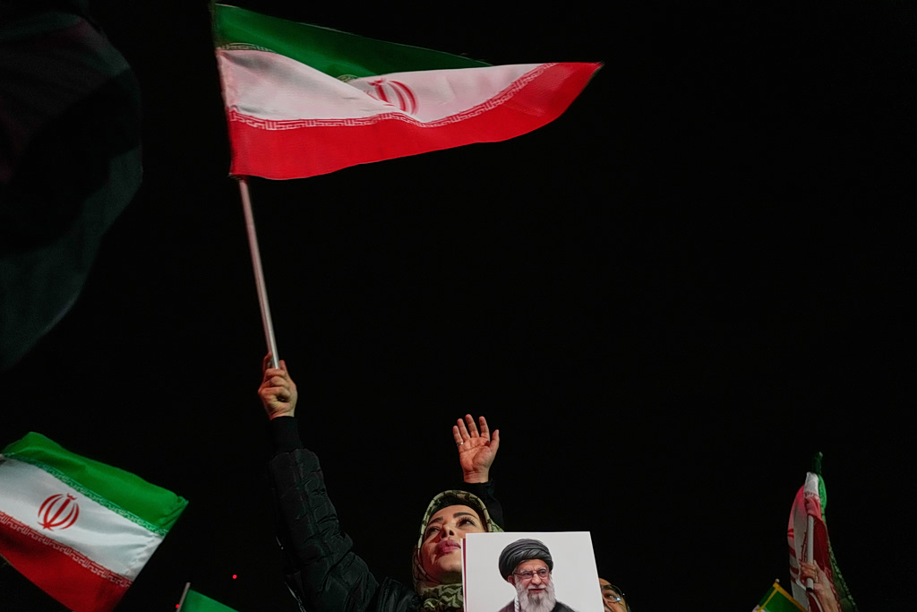 Ύστατη προσπάθεια για εκεχειρία ΗΠΑ, Ιράν – Στο τραπέζι των διαπραγματεύσεων και η Τουρκία