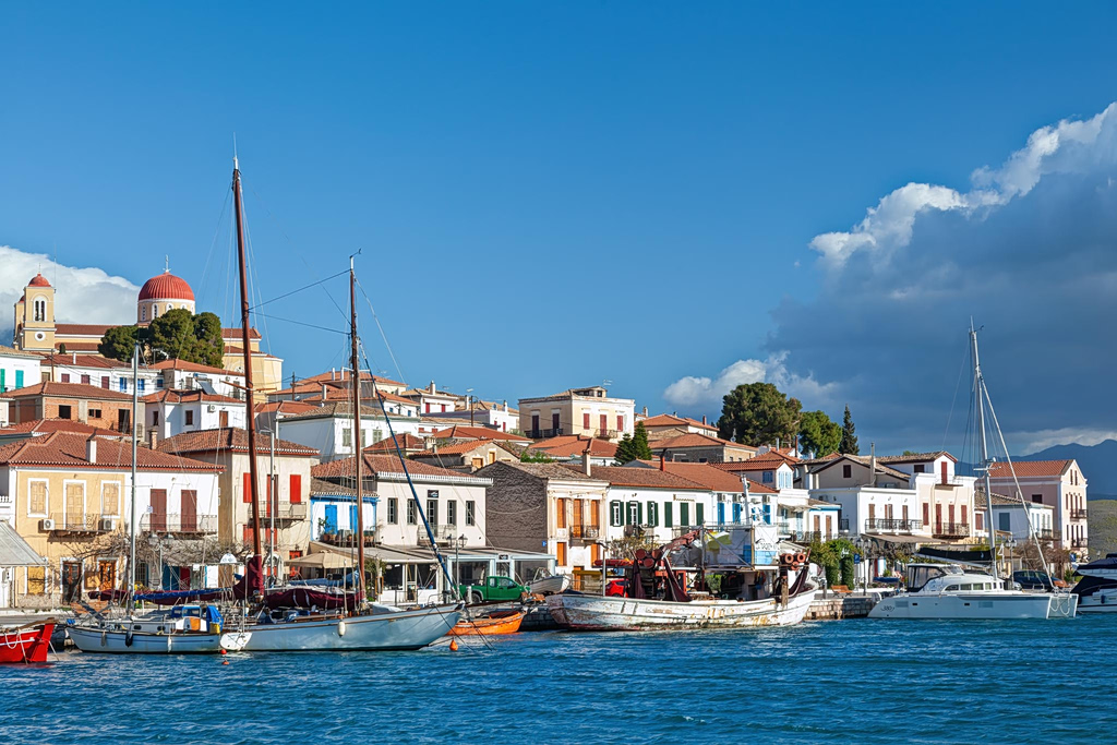 Και βουνό και θάλασσα