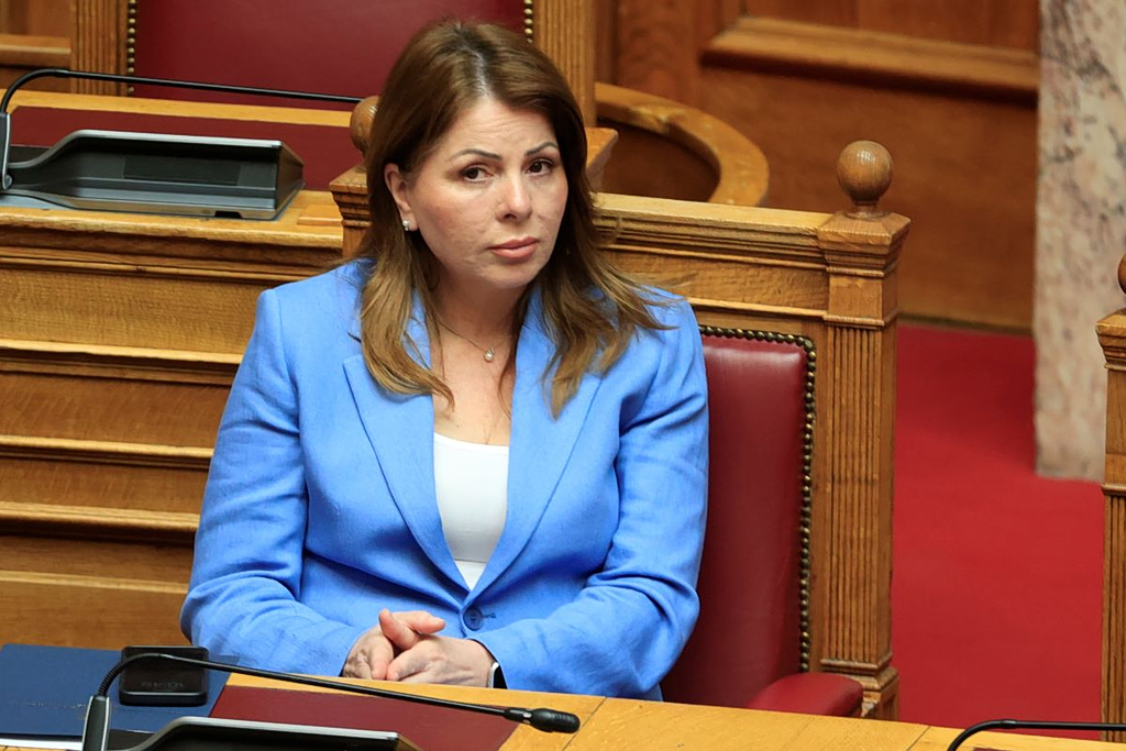 Κατερίνα Παπακώστα: «Ζητώ την άρση της ασυλίας μου – Δεν πρόκειται να συμμετάσχω στις επόμενες εκλογές»