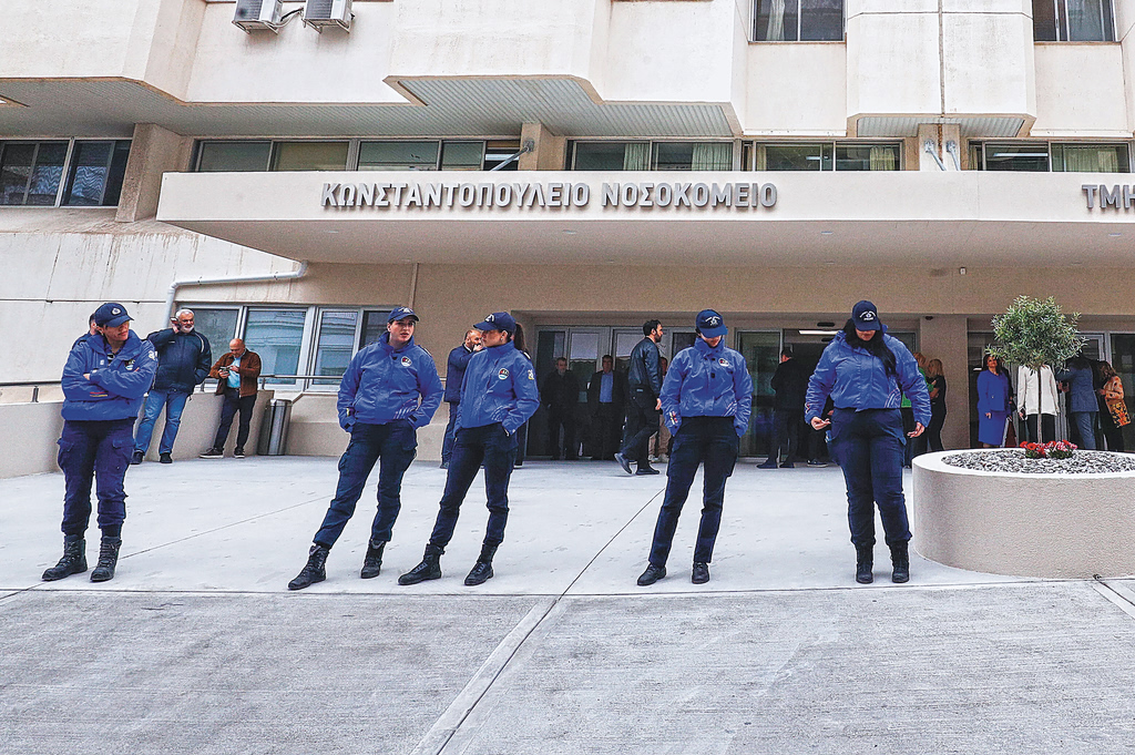Μόνη στον πλανήτη