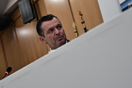 Χρήστος Μπουκώρος: Θα έκανα το ίδιο ακριβώς