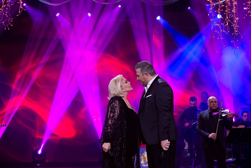 Το MEGA αποτίει φόρο τιμής στη Μαρινέλλα – Η τελευταία της μουσική εμφάνιση στην τηλεόραση το Μ. Σάββατο στις 21:00