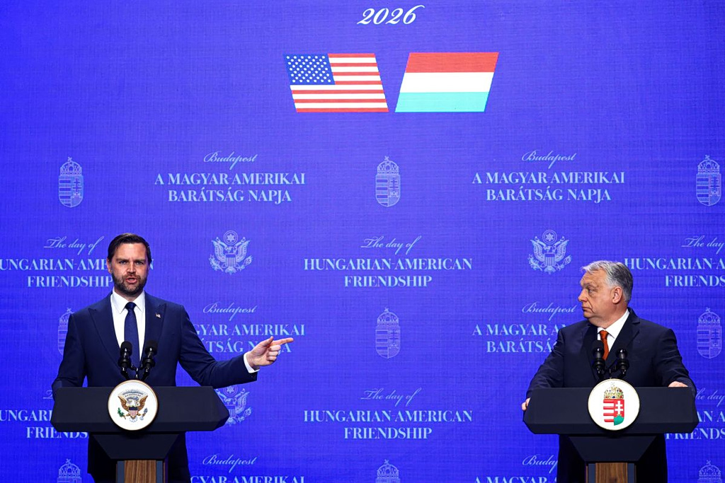 Βανς σε Όρμπαν: «Ο πρόεδρος σε αγαπά» – Επίθεση από το νο2 του Τραμπ σε Βρυξέλλες, Κίεβο