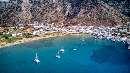 Σίφνος: Το νησί – έκπληξη στις Κυκλάδες που σαρώνει παγκοσμίως – Γιατί είναι 2ο στον κόσμο