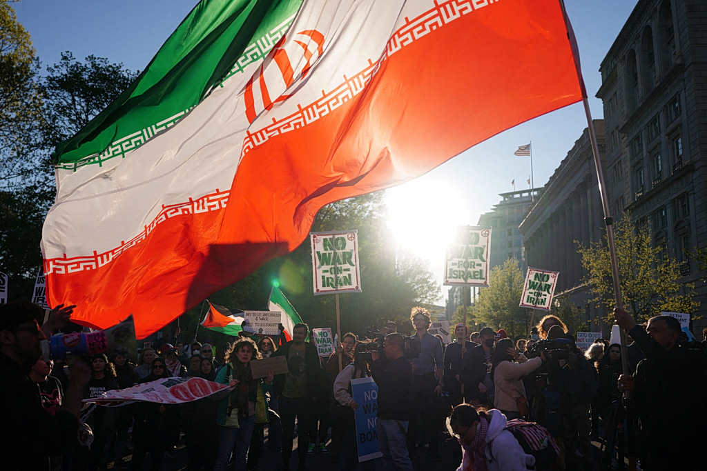 Εκεχειρία ΗΠΑ – Ιράν: Πώς φτάσαμε στην κατάπαυση πυρός – Οι ελπίδες και τα αγκάθια